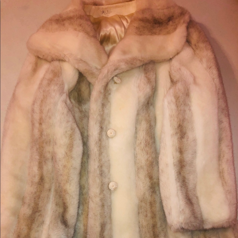 Jolipel Vintage White Fur Coat Furry Jacket
